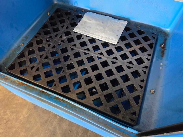 Denios ag - 2011 - poly safe depot 8.8 - olie opvangbak - afbeelding 5 van  7