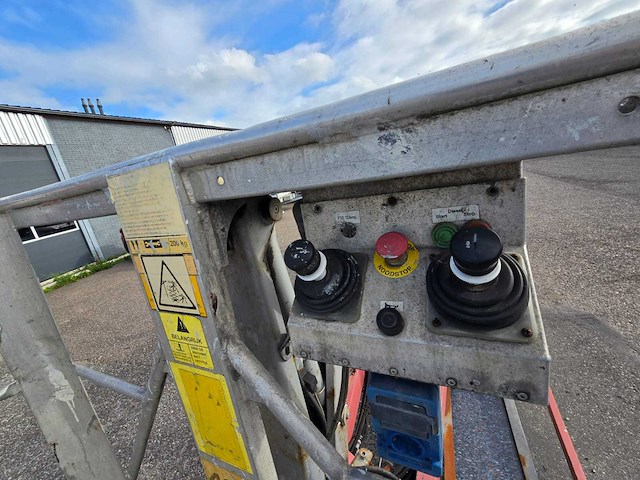 Denka-lift 2001 dl25 mobiele kraan - afbeelding 17 van  17