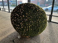 Dennetak rond kunstof kerst bol met ledverlichting - afbeelding 7 van  7