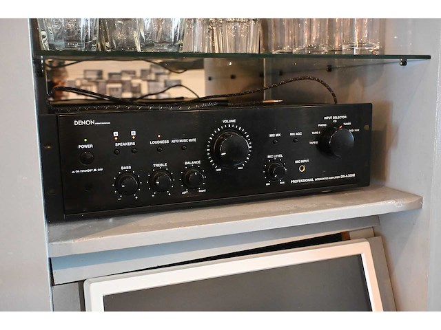 Denon dn-a300m professionele versterker met 4 speakers - afbeelding 1 van  8