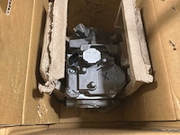 Denso elektrische airconditioningcompressor voor lexus auto - afbeelding 2 van  2
