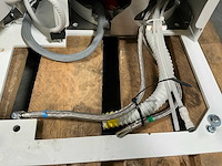 Dentale behandelunit met stoel - afbeelding 16 van  19