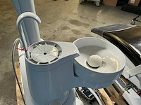 Dentale behandelunit met stoel - afbeelding 7 van  19