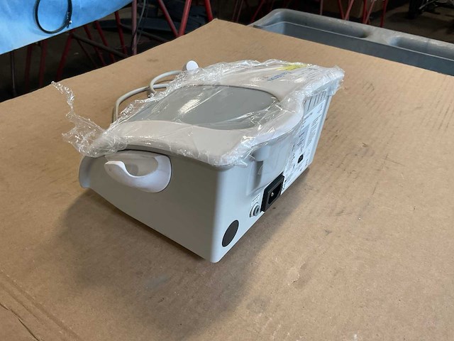 Dentsply cavitron plus gen-136 ultrasone tandsteenverwijderaar - afbeelding 2 van  2