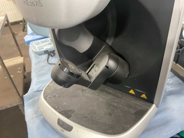 Dentsply sirina inlab ineos5 scanner - afbeelding 4 van  5