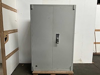 Derametaal - brandwerende kast 126x55x195cm - afbeelding 1 van  5