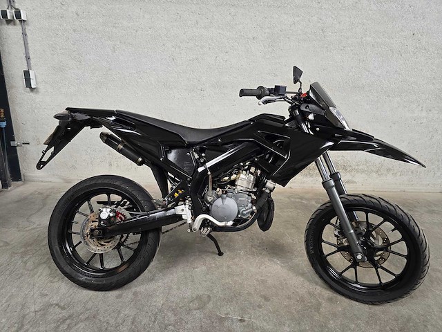 Derbi - bromfiets - senda-sm drd xtreme - 2t 45km uitvoering ffl93r - afbeelding 3 van  10