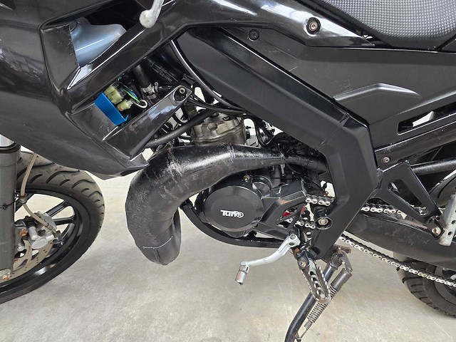 Derbi - bromfiets - senda-sm drd xtreme - 2t 45km uitvoering ffl93r - afbeelding 4 van  10