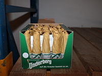 Dertig flesjes underberg. - afbeelding 1 van  2