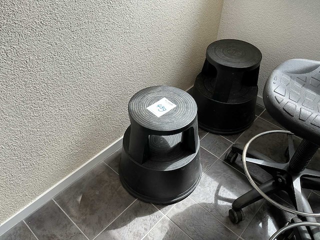 Desa opstapkruk (2x) - afbeelding 1 van  3