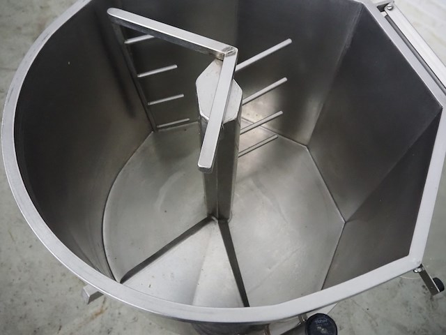 Desa - afbeelding 5 van  7