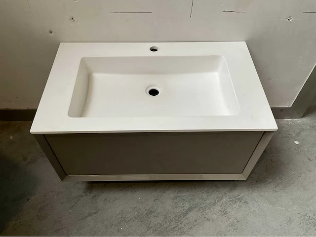 Design badmeubelset met solidsurface blad - afbeelding 3 van  7
