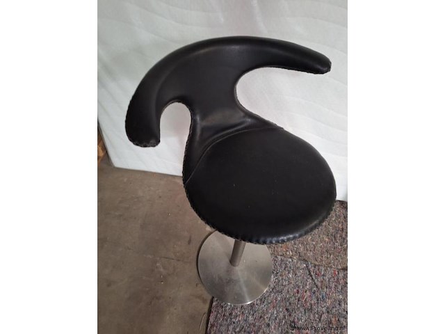 Design barkruk - afbeelding 2 van  4