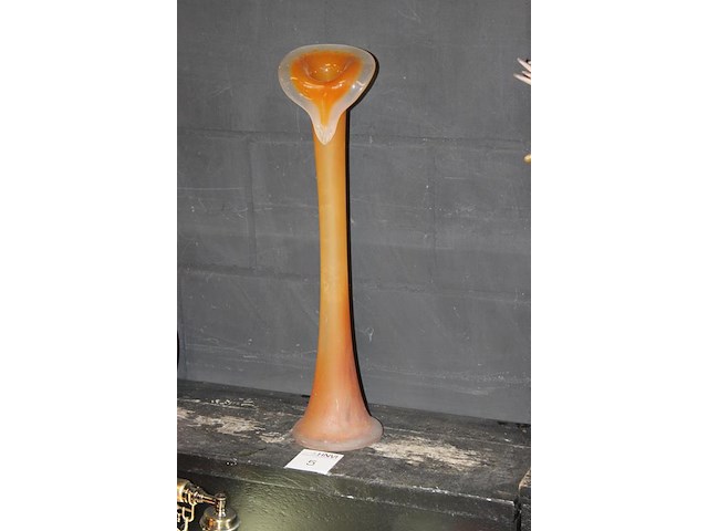 Design bloemenvaas hoogte 63 cm. - afbeelding 2 van  3