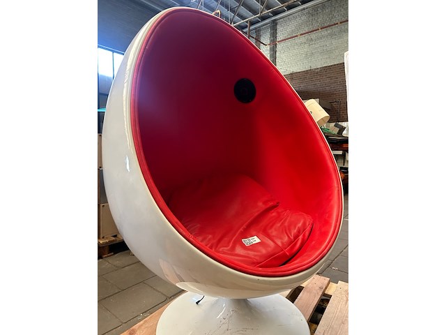 Design draaifauteuil/egg chair met geïntegreerde speaker en ingebouwde muziekmodule - afbeelding 2 van  8
