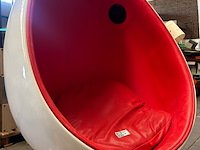 Design draaifauteuil/egg chair met geïntegreerde speaker en ingebouwde muziekmodule - afbeelding 2 van  8