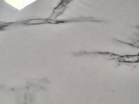 Design eettafel v.v. wit marmerlook glazen blad en verchroomd onderstel - afbeelding 2 van  4