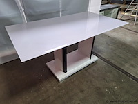 Design eettafel v.v. wit tafelblad en onderstel - afbeelding 5 van  5