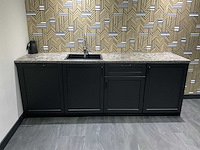 Design keukenopstelling voorzien van vaatwasser/gootsteen/koelkast - afbeelding 9 van  16