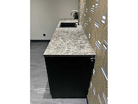 Design keukenopstelling voorzien van vaatwasser/gootsteen/koelkast - afbeelding 10 van  16