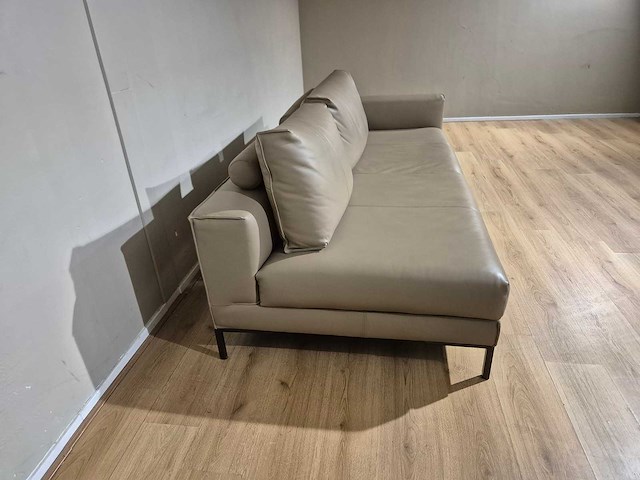 Design on stock - aikon - 3 zits bank - sofa - afbeelding 4 van  8