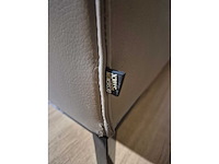 Design on stock - aikon - 3 zits bank - sofa - afbeelding 6 van  8