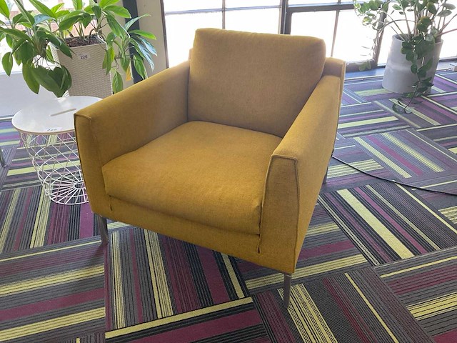 Design on stock fauteuil - afbeelding 1 van  4