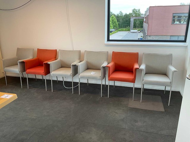 Design on stock vergaderstoel (6x) - afbeelding 1 van  2