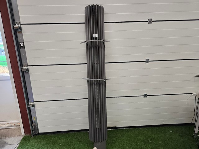 Design radiator radson nf, grijs - afbeelding 1 van  8