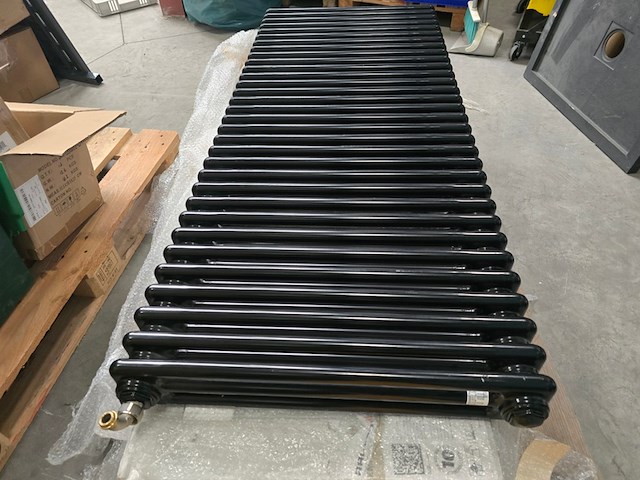 Design radiator radson, zwart - afbeelding 4 van  7