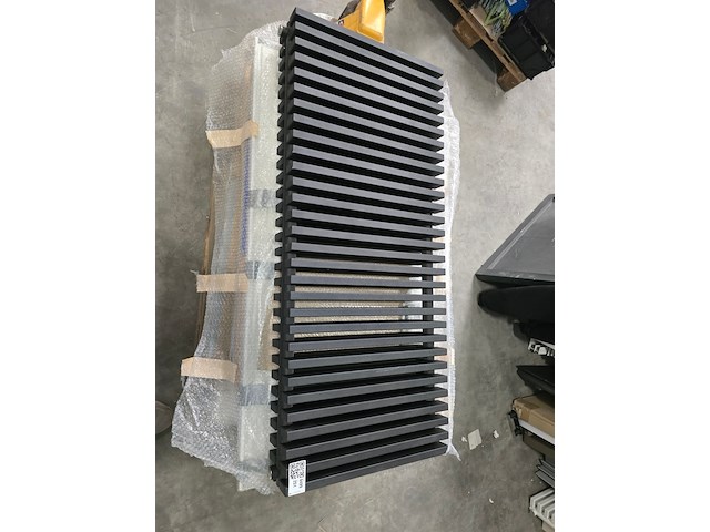 Design radiator thermic, zwart - afbeelding 1 van  6