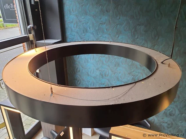 Design ringvormige hanglamp - afbeelding 2 van  3