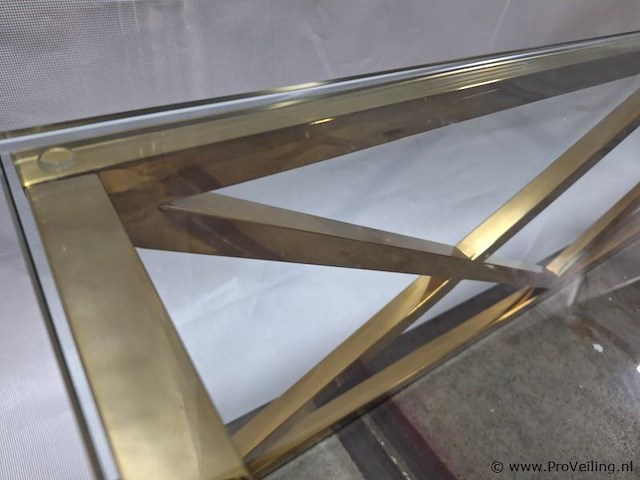 Design salontafel v.v. glazen blad en goudkleurig onderstel - afbeelding 3 van  4