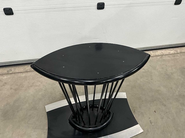 Design tafelpoot - afbeelding 3 van  4