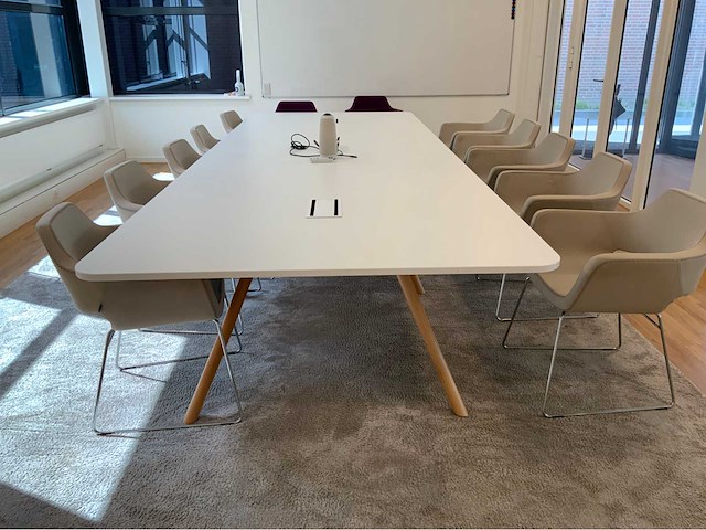 Design vergadertafel - afbeelding 10 van  17