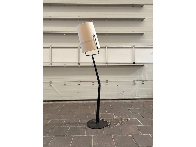Design vloerlamp diesel with lodes, fork - afbeelding 7 van  8