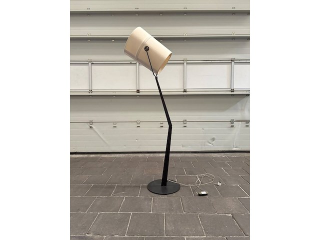 Design vloerlamp diesel with lodes, fork - afbeelding 1 van  8
