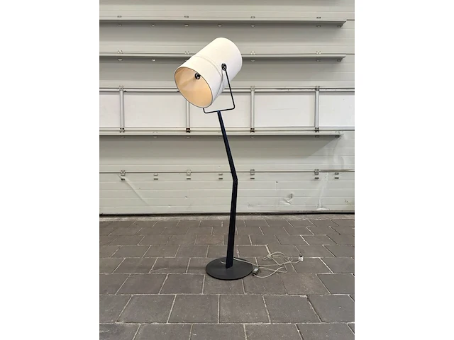 Design vloerlamp diesel with lodes, fork - afbeelding 3 van  8