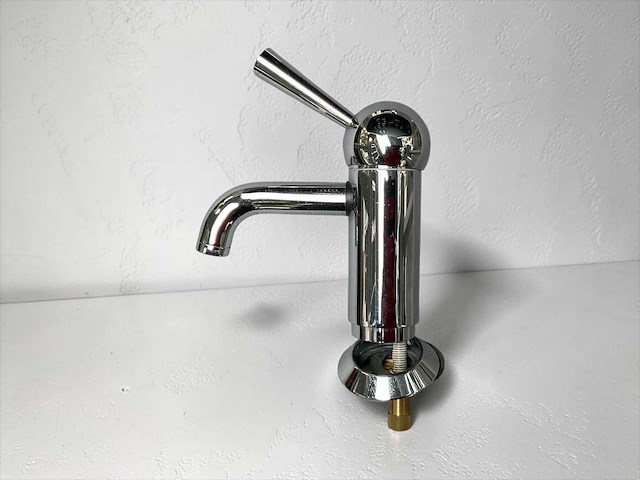 Design wastafelkraan - afbeelding 1 van  4