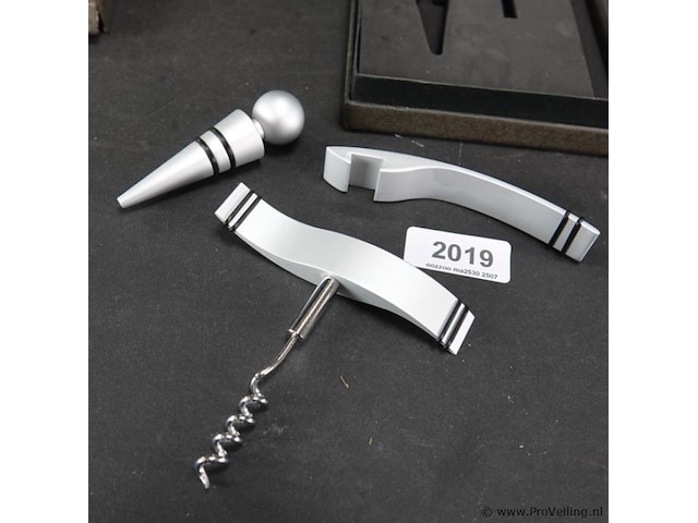 Design wijnset in cassette - afbeelding 3 van  5