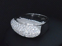 Designer ring van goud met diamanten