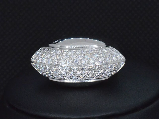 Designer ring van goud met diamanten - afbeelding 5 van  9