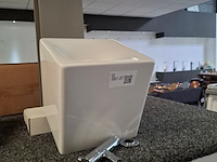 Designfontein cubo, glans wit - afbeelding 1 van  7