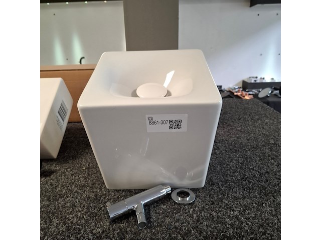 Designfontein cubo, glans wit - afbeelding 2 van  7