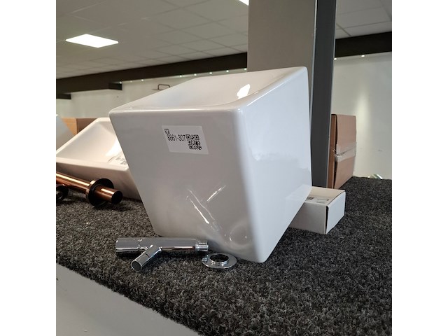 Designfontein cubo, glans wit - afbeelding 4 van  7