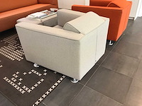 Designon stock bank met 2 fauteuils en salontafel - afbeelding 6 van  10