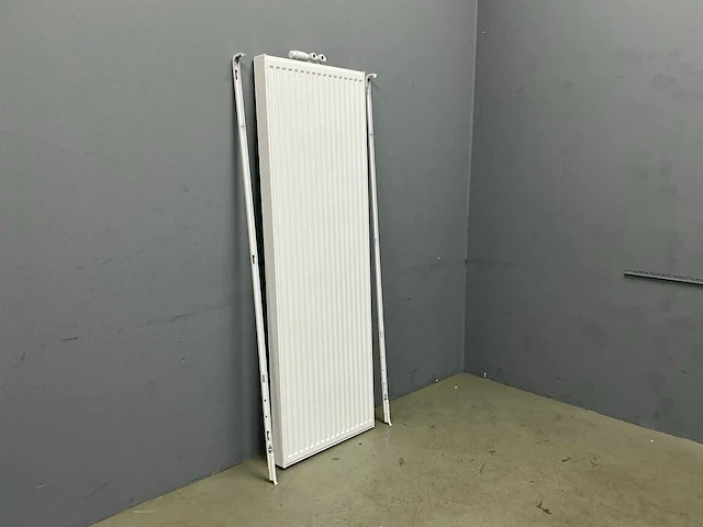 Designradiator 180 cm - afbeelding 3 van  9