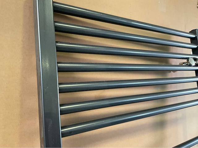 Designradiator 50x182cm - afbeelding 3 van  3