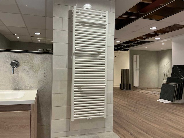 Designradiator 60 x 180 cm - afbeelding 4 van  10