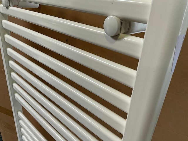Designradiator 60x127cm met thermostaat blok - afbeelding 2 van  3